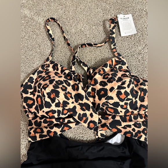 Leopard Print Cutout Swimsuit - Picture 2 of 5